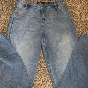 Holister Mom jeans